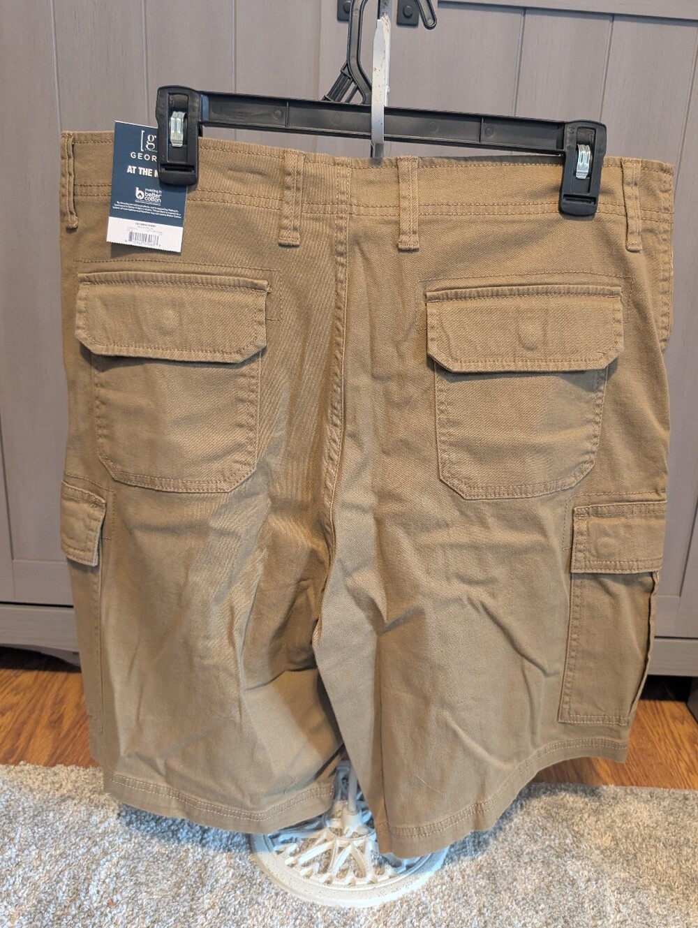 NWT Mens Sz 34 Cargo Shorts w/Utility Pockets. 3 Pair Shorts & 1 Pant In Lot